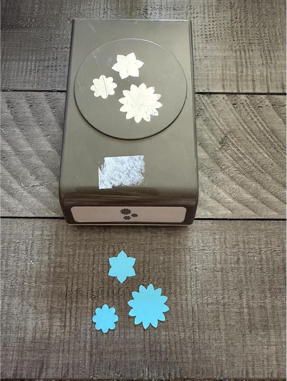 Stampin’ Up Boho Blossom flower shape punch